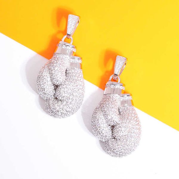 rts iced out pendant plated gold silver set moissanite pendant for hip hop jewelry
rts iced out pendant plated gold silver set moissanite pendant for hip hop jewelry
