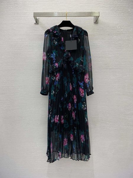 23ss summer dresses women dress women designer clothes v-neck wooden ear collar reception waist slim pressed pleated large swing long sleeve, Black;gray
23ss summer dresses women dress women designer clothes v-neck wooden ear collar reception waist slim pressed pleated large swing long sleeve, Black;gray