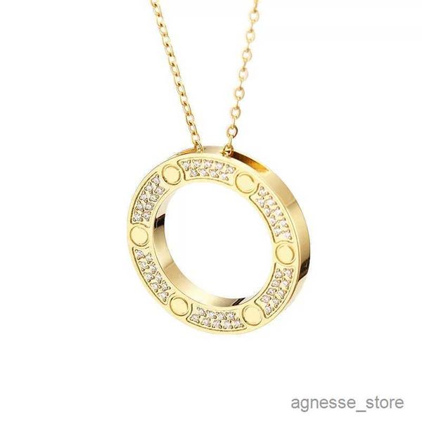 pendant necklaces the stylish designer's necklace the perfect valentine's day gift for men and women r230615, Silver
pendant necklaces the stylish designer's necklace the perfect valentine's day gift for men and women r230615, Silver