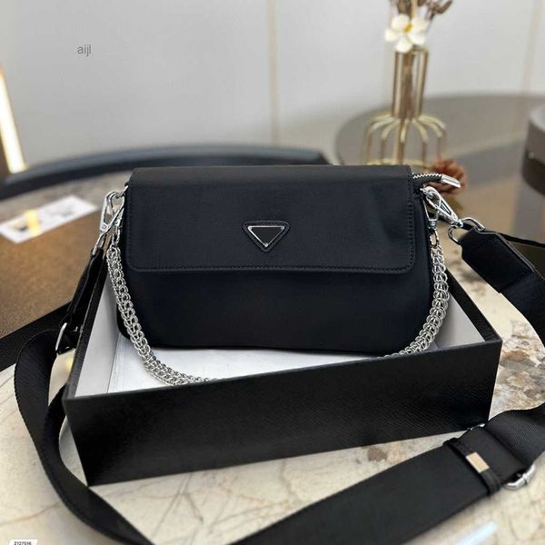 designer shoulder bag handbag for lady nylon women crossbody fashion bags chains handbags leather chain purse messenger
designer shoulder bag handbag for lady nylon women crossbody fashion bags chains handbags leather chain purse messenger