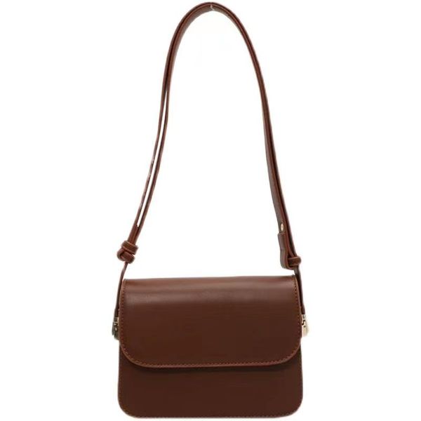 luxury leather black gold arc de triomphe inclined shoulder bag bag 2023 new female leisure senior one shoulder feeling tofu small package
luxury leather black gold arc de triomphe inclined shoulder bag bag 2023 new female leisure senior one shoulder feeling tofu small package