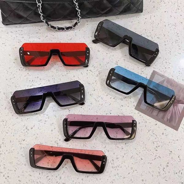 new half 2023 frame sunglasses fashion multicolor sunglasses network red same sunglasses, White;black
new half 2023 frame sunglasses fashion multicolor sunglasses network red same sunglasses, White;black
