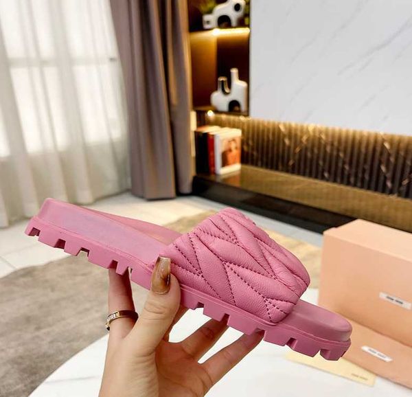new arrival home 2023 summer boutique wrinkled leather treatment process for the natural texture of lambskin, Black
new arrival home 2023 summer boutique wrinkled leather treatment process for the natural texture of lambskin, Black