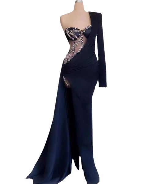 black mermaid evening dresses single one shoulder long sleeves illusion beading prom gowns high slit crystal formal lady party dress, Black;red
black mermaid evening dresses single one shoulder long sleeves illusion beading prom gowns high slit crystal formal lady party dress, Black;red