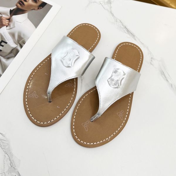 2023 paris ce luxe lins flat slide slippers thong sandals triomphe embossed leather insole sandal open toes shoes designer women flats mule, Black
2023 paris ce luxe lins flat slide slippers thong sandals triomphe embossed leather insole sandal open toes shoes designer women flats mule, Black