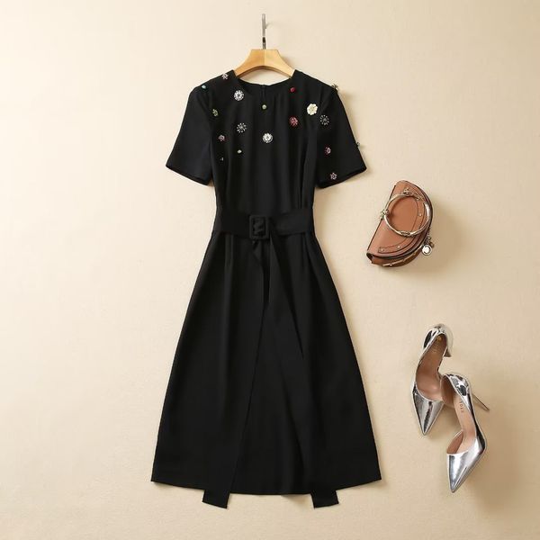 602 2023 spring summer flora print dress crew neck short sleeve dress panelld dress luxury fashion prom womens clothes as, Black
602 2023 spring summer flora print dress crew neck short sleeve dress panelld dress luxury fashion prom womens clothes as, Black