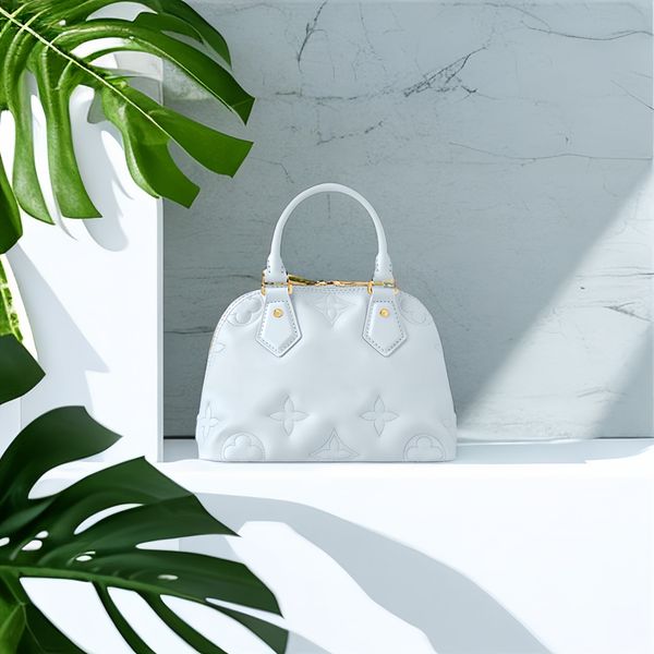 this year new tote bag designer crossbody bags genuine leather fashionable 3 colors embossed women's one shoulder bag shell luxurys bag
this year new tote bag designer crossbody bags genuine leather fashionable 3 colors embossed women's one shoulder bag shell luxurys bag