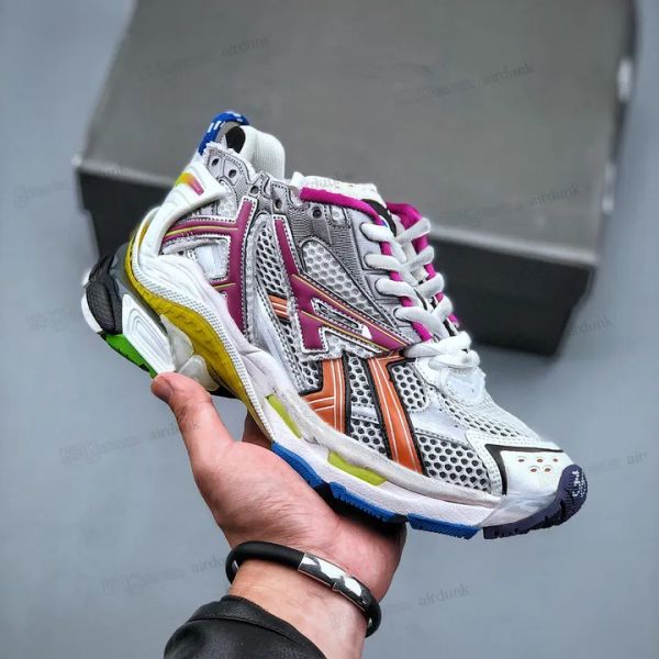 2023 designers women men casual shoes paris runner 7.0 transmit sense retro trainers black white pink blue deconstruction sneakers swh3 mxv6
2023 designers women men casual shoes paris runner 7.0 transmit sense retro trainers black white pink blue deconstruction sneakers swh3 mxv6