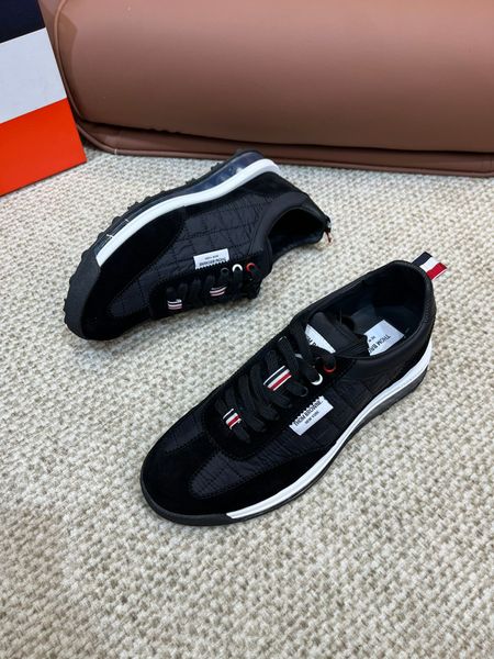 2023 fall and winter new fashions mens designer beautiful sneaker casual designer shoes - mens shoes sneakers eu size 38-45, Red;white
2023 fall and winter new fashions mens designer beautiful sneaker casual designer shoes - mens shoes sneakers eu size 38-45, Red;white