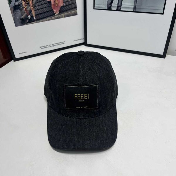 2022 new family f baseball hat men's and women's fashion versatile casual cap same style, Blue;gray
2022 new family f baseball hat men's and women's fashion versatile casual cap same style, Blue;gray
