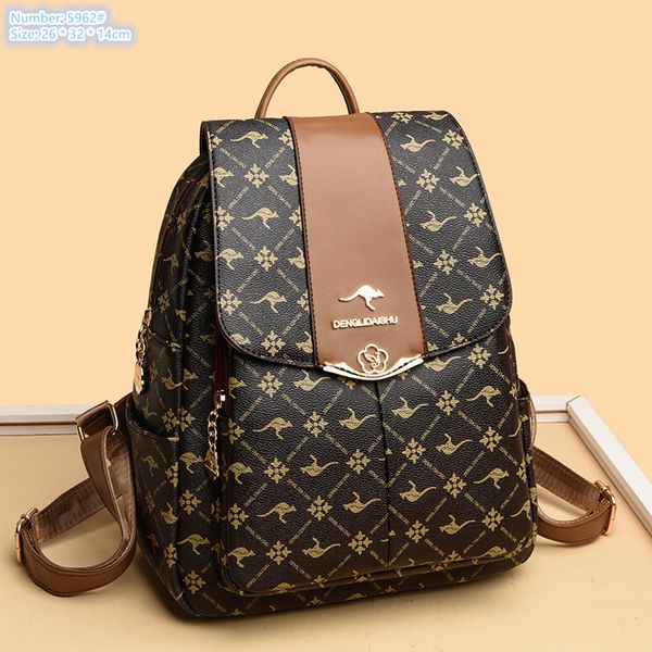 Fashionable shoulder bags 3 colors flip color matching leather handbag simple casual printed backpacks street popular metal decorative fashion messenger bag, Brown
Fashionable shoulder bags 3 colors flip color matching leather handbag simple casual printed backpacks street popular metal decorative fashion messenger bag, Brown