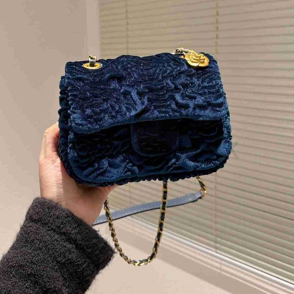 vintage velvet camellia coins flap bags womens mini soft purse designer luxuries handbags wallets metal flowers quilted retro crossbody shou
vintage velvet camellia coins flap bags womens mini soft purse designer luxuries handbags wallets metal flowers quilted retro crossbody shou