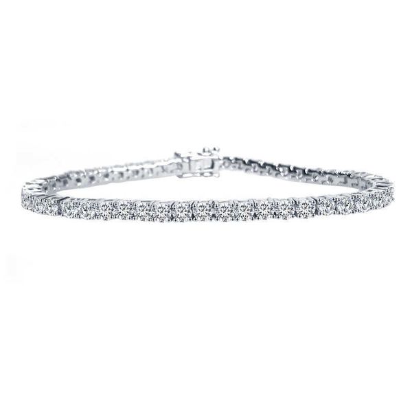 pushi hip hop rock style fashion lively floral diamond clustered 3 mm round colorless moissanite tennis bracelet 10k design, Silver
pushi hip hop rock style fashion lively floral diamond clustered 3 mm round colorless moissanite tennis bracelet 10k design, Silver
