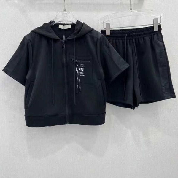 luxury brand tracksuits designer t shirt hoody suit letter print pocket zipper hoodie summer shorts casual jogging pants two piece set, Gray
luxury brand tracksuits designer t shirt hoody suit letter print pocket zipper hoodie summer shorts casual jogging pants two piece set, Gray