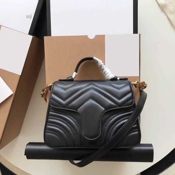 women series oversized design flip button 498110 herringbone leather quilted back decorated with heart fashion bags shopping cosmetic c
women series oversized design flip button 498110 herringbone leather quilted back decorated with heart fashion bags shopping cosmetic c