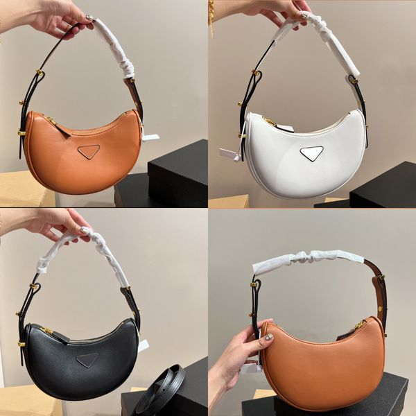 arque leather shoulder bag designer bags triangle metal embellished wallet purse totes with box
arque leather shoulder bag designer bags triangle metal embellished wallet purse totes with box