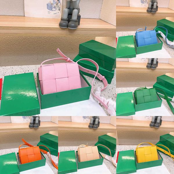 woven bag women botteg crossbody bags designer bag handbag classic leather messenger pink purse mens shoulder bags 230531
woven bag women botteg crossbody bags designer bag handbag classic leather messenger pink purse mens shoulder bags 230531