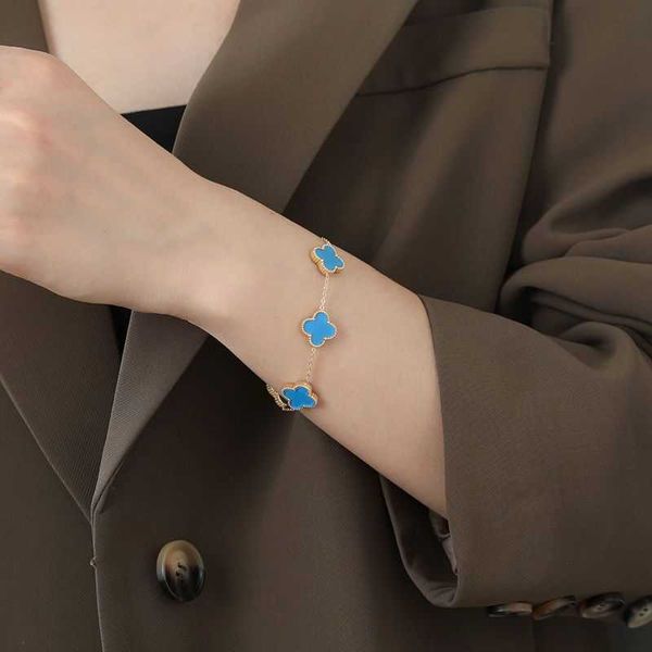 charm bracelets chain flower exquisite double sided five leaf grass bracelet high colorful titanium steel necklace limited, Golden;silver
charm bracelets chain flower exquisite double sided five leaf grass bracelet high colorful titanium steel necklace limited, Golden;silver