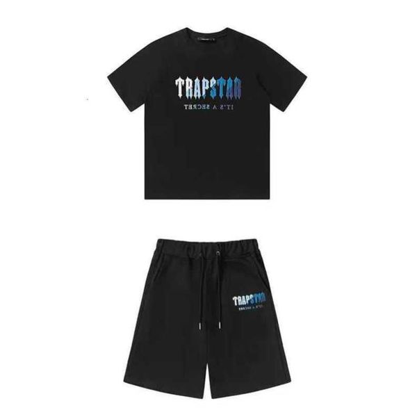 23ss trapstar mens shorts and t shirt set tracksuits designer couples towel embroidery letter men's sets womens round neck trap star sw, Gray
23ss trapstar mens shorts and t shirt set tracksuits designer couples towel embroidery letter men's sets womens round neck trap star sw, Gray