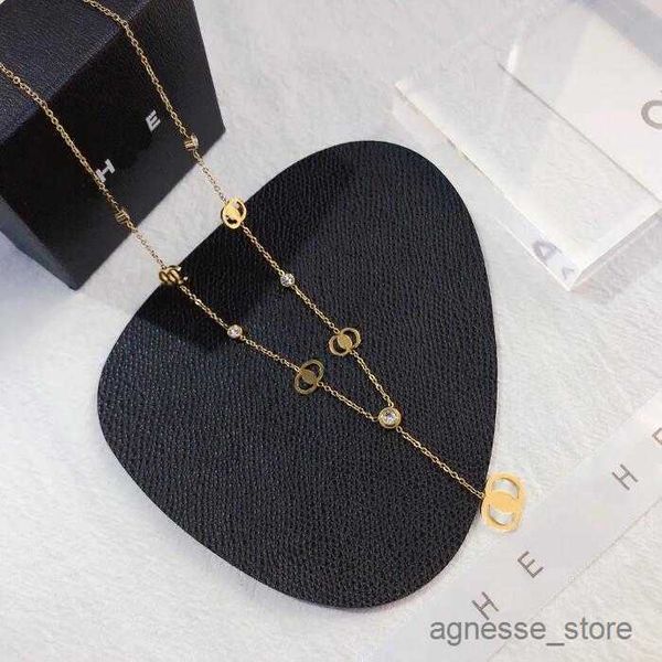 pendant necklaces luxury exquisite necklace high end design pendant necklace gold long chain charm jewelry accessories classic gift r230615, Silver
pendant necklaces luxury exquisite necklace high end design pendant necklace gold long chain charm jewelry accessories classic gift r230615, Silver