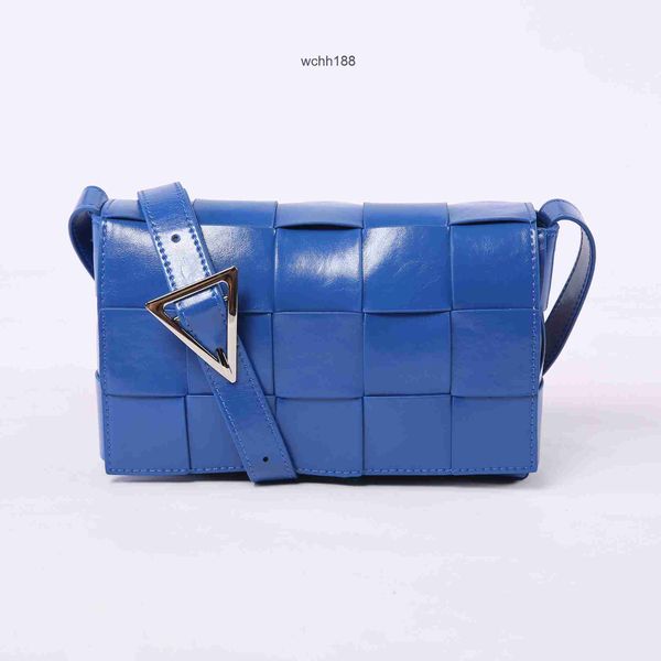 bag 2023 bottegas designer oblique evening bags shoulder venetass cassettes straddle fashion woven versatile one elegant simple women's
bag 2023 bottegas designer oblique evening bags shoulder venetass cassettes straddle fashion woven versatile one elegant simple women's