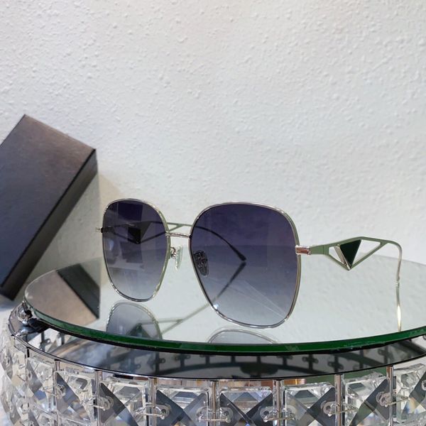 2023 star style, high-quality titanium alloy three color large-sized women's sunglasses, black gray white amber lens design, casual, fa, White;black
2023 star style, high-quality titanium alloy three color large-sized women's sunglasses, black gray white amber lens design, casual, fa, White;black