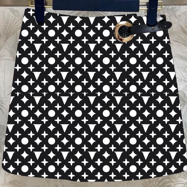 designer womens skirts summer a-line skirt ladies girl designer dress with letters printed dresses, Black
designer womens skirts summer a-line skirt ladies girl designer dress with letters printed dresses, Black