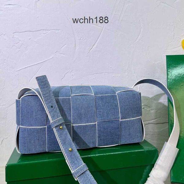 designer venetass cassettes cassette bag 2023 brick bottegas woven tofu evening leather versatile one bags shoulder crossbody trendy pillow
designer venetass cassettes cassette bag 2023 brick bottegas woven tofu evening leather versatile one bags shoulder crossbody trendy pillow