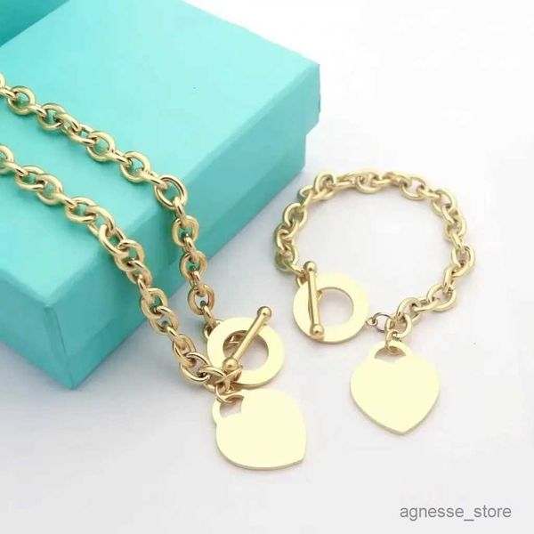 pendant necklaces classic fashion heart necklace bracelet gold designer silvery jewelry for women mens tennis chain necklaces bracelets r230, Silver
pendant necklaces classic fashion heart necklace bracelet gold designer silvery jewelry for women mens tennis chain necklaces bracelets r230, Silver