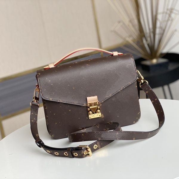 designer chain handbag metis east west women pochette leather canvas mini waist bag fashion shoulder bag luxury crossbody bags new
designer chain handbag metis east west women pochette leather canvas mini waist bag fashion shoulder bag luxury crossbody bags new