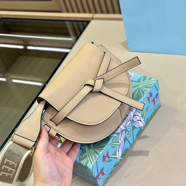 gate fashion designers bag crossboday bag for womens mens handbag shoulder tote bags brand camera case bag crossboday purse wallet
gate fashion designers bag crossboday bag for womens mens handbag shoulder tote bags brand camera case bag crossboday purse wallet