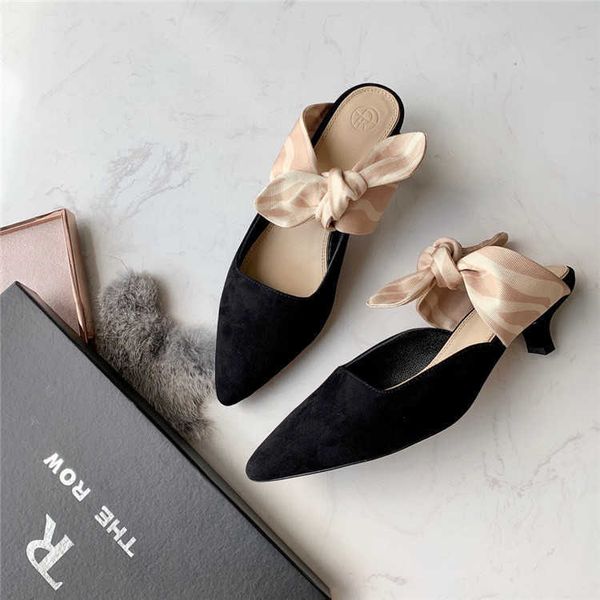 the row leather low heel muller shoes baotou half slippers elegant bow pointed cat heel sandals women, Black
the row leather low heel muller shoes baotou half slippers elegant bow pointed cat heel sandals women, Black