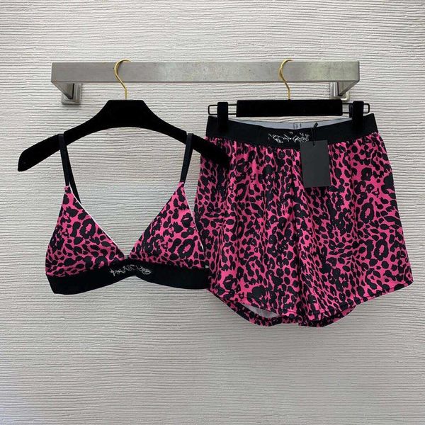 23ss women tracksuit yoga suit women designer clothes ribbon splice triangle cup suspender underwear elastic waist shorts beach pants set wo, Gray
23ss women tracksuit yoga suit women designer clothes ribbon splice triangle cup suspender underwear elastic waist shorts beach pants set wo, Gray