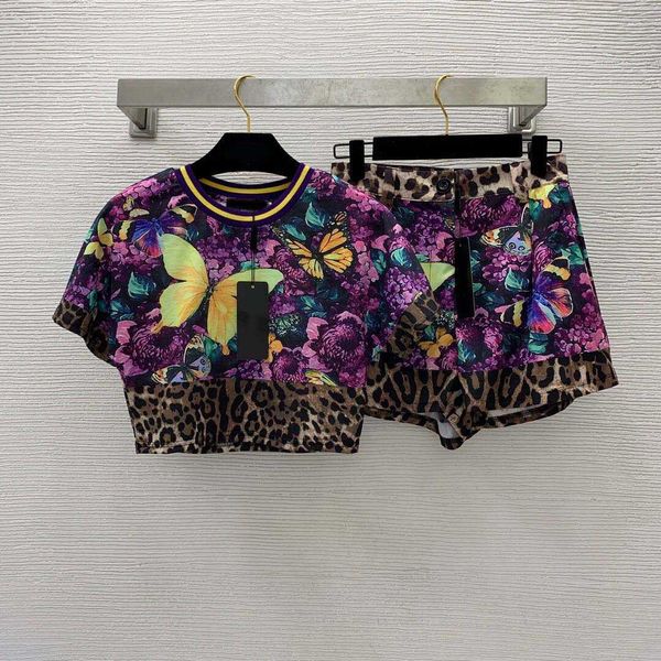 23ss women shorts sets women designer clothes new floral printed butterfly leopard pattern threaded shorts high waisted wide leg shorts set, White
23ss women shorts sets women designer clothes new floral printed butterfly leopard pattern threaded shorts high waisted wide leg shorts set, White