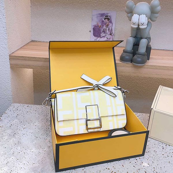 baguette bag leather crossbody designer bags for women luxurys handbags classic square shoulder bags lady purse fashion hand bag 230615
baguette bag leather crossbody designer bags for women luxurys handbags classic square shoulder bags lady purse fashion hand bag 230615