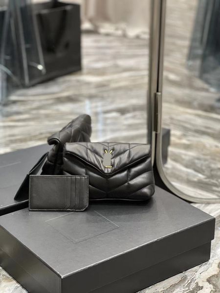 the 650880 classic women's clutch bag is made of soft italian sheepskin with high-end bespoke quality and a delicate small card bag
the 650880 classic women's clutch bag is made of soft italian sheepskin with high-end bespoke quality and a delicate small card bag