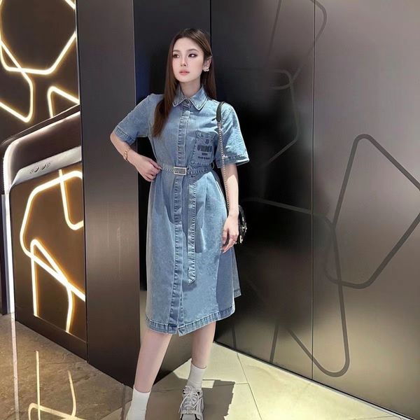 designer high-quality retro blue denim dress fashion lapel metal button belted short sleeve dress, Black;gray
designer high-quality retro blue denim dress fashion lapel metal button belted short sleeve dress, Black;gray