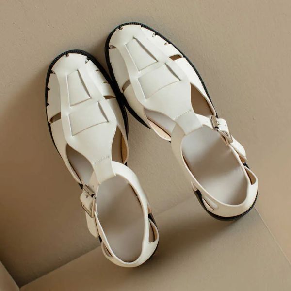casual shoes sandals sheepskin simple hollowed out caligae 2023 summer new thick medium heel round head full leather baotou back empty for w, Black
casual shoes sandals sheepskin simple hollowed out caligae 2023 summer new thick medium heel round head full leather baotou back empty for w, Black