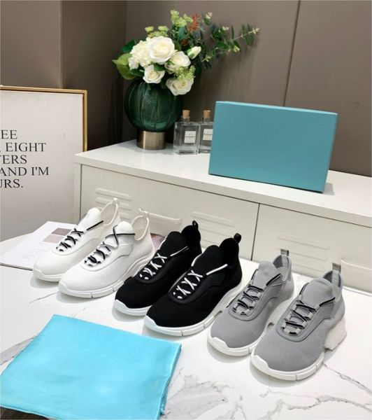 women leather sneakers patent leather flat trainers black mesh lace-up casual shoes outdoor runner trainers sport shoes
women leather sneakers patent leather flat trainers black mesh lace-up casual shoes outdoor runner trainers sport shoes