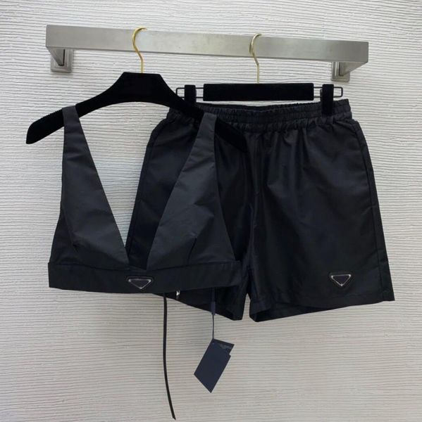 22ss new tracksuit women's two piece pants set with triangle metal v neck vest mini short set streetwear fashion crop, White
22ss new tracksuit women's two piece pants set with triangle metal v neck vest mini short set streetwear fashion crop, White