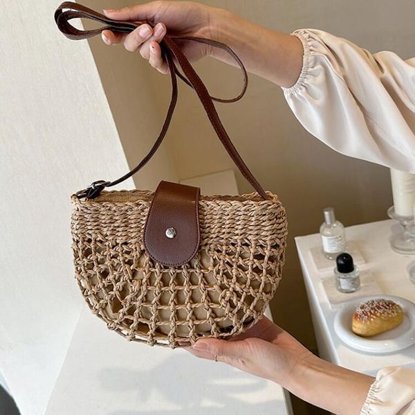 Factory wholesale women handbag summer wovens beach bag semi-circular summers fashion straw bags handmade hollow womenes messenger handbags
Factory wholesale women handbag summer wovens beach bag semi-circular summers fashion straw bags handmade hollow womenes messenger handbags