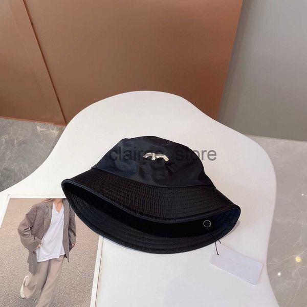 wide brim hats classic shade bucket hat designers hats luxury sunshade men and women elegant charm fashion trend casual four seasons gift su, Blue;gray
wide brim hats classic shade bucket hat designers hats luxury sunshade men and women elegant charm fashion trend casual four seasons gift su, Blue;gray