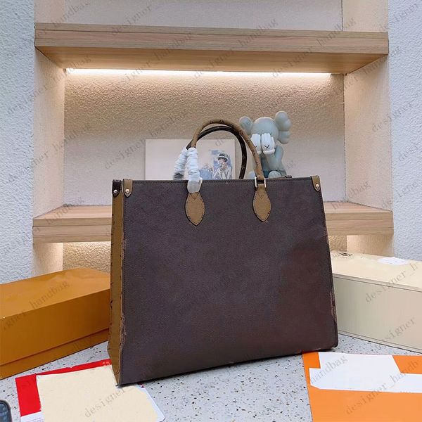 onthego tote bag luxury totes large designer beach bag womens handbags on the go crossbody printing embossed flower real leather purse shoul
onthego tote bag luxury totes large designer beach bag womens handbags on the go crossbody printing embossed flower real leather purse shoul