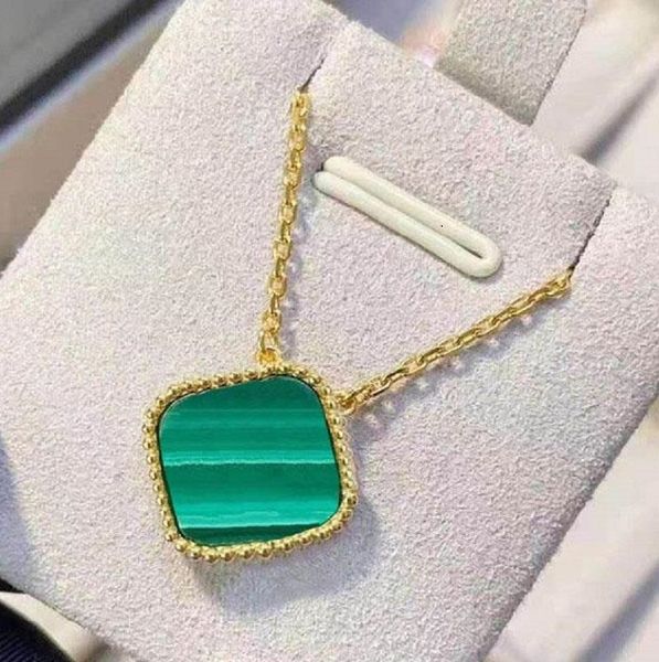 925 silver jewelry necklaces&pendants 18k lucky four-leaf flower necklace female rose gold clovers classic fashion natural stone agate penda
925 silver jewelry necklaces&pendants 18k lucky four-leaf flower necklace female rose gold clovers classic fashion natural stone agate penda