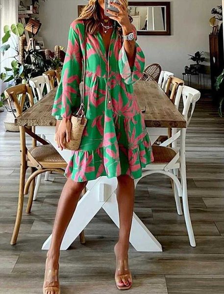 spring and summer womens printed dress selling pink green contrast color v neck bell sleeve holiday short, Black;gray
spring and summer womens printed dress selling pink green contrast color v neck bell sleeve holiday short, Black;gray