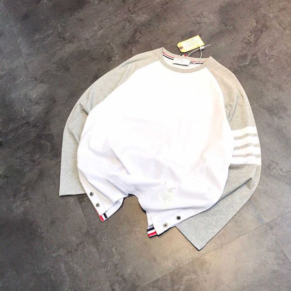 fashion brand four bar spliced long sleeve t-shirt women's spring/summer thin round neck pullover casual style couple bottom shirt, Black
fashion brand four bar spliced long sleeve t-shirt women's spring/summer thin round neck pullover casual style couple bottom shirt, Black