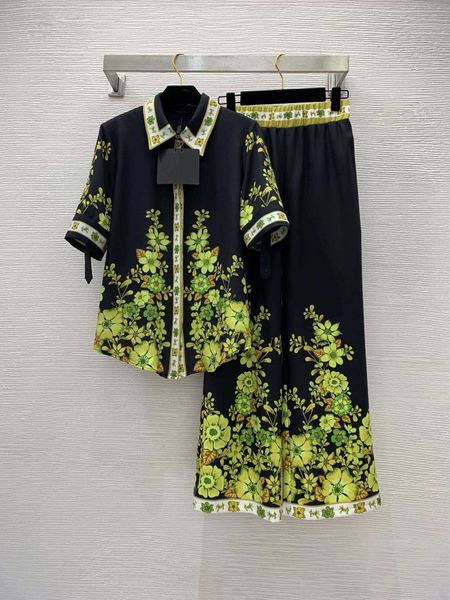 23ss women pants sets women designer clothes flower print lapel short sleeve shirt elastic waist straight tube wide leg trousers set women c, White
23ss women pants sets women designer clothes flower print lapel short sleeve shirt elastic waist straight tube wide leg trousers set women c, White