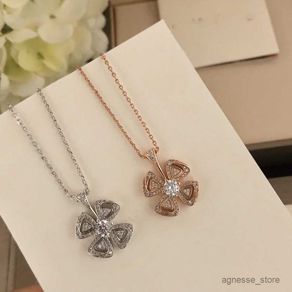 pendant necklaces luxury designer pendant necklace gold leaf charm short chain necklace with party gift wedding valentines r230615, Silver
pendant necklaces luxury designer pendant necklace gold leaf charm short chain necklace with party gift wedding valentines r230615, Silver