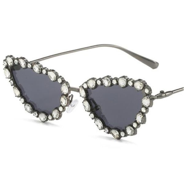fashion sunglasses women light luxury sun glasses diamond adumbral anti-uv spectacles cat eye eyeglasses simplicity ornamental, White;black
fashion sunglasses women light luxury sun glasses diamond adumbral anti-uv spectacles cat eye eyeglasses simplicity ornamental, White;black