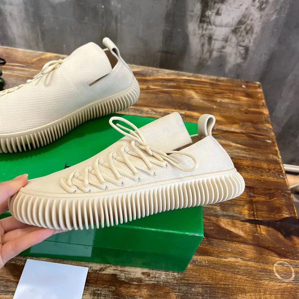 plat sneakers classic men women ripple sneakers tech knit sneaker designers couple knit frenum sneakers fashion ventilate anti-slip sneakers, Black
plat sneakers classic men women ripple sneakers tech knit sneaker designers couple knit frenum sneakers fashion ventilate anti-slip sneakers, Black